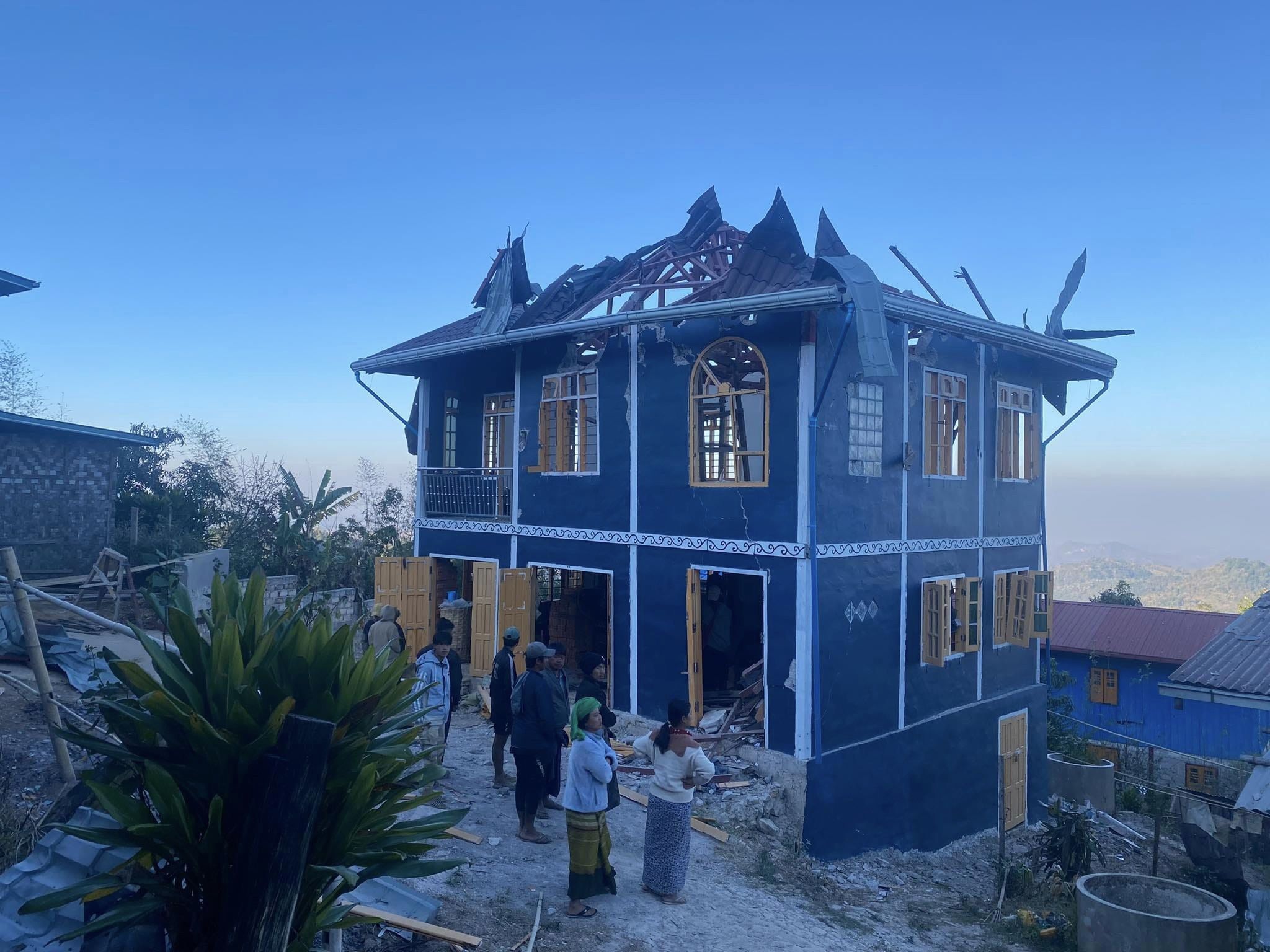 A civilian home destroyed by clashes in Hsihseng Township, Shan State (PNLA News and Information Department)