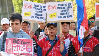 Protesters call for support of Myanmar’s shadow National Unity Government at a demonstration held on the first day of a special Australia-ASEAN summit in Melbourne on March 4 (Sa Tun Aung / Myanmar Now)
