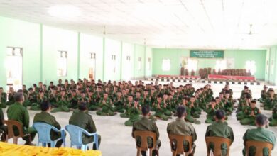Recruits pay respect to their trainers at Basic Military Training Centre No. 7 in Magway Region’s Taungdwingyi Township on April 8 (Pro-junta Telegram channel)