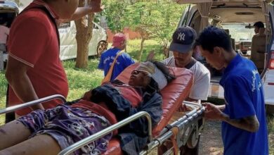 Rescue workers assist a Nawng Ping villager injured during the junta’s ongoing offensive in Mandalay Region’s Kyaukme Township (Photo: Nam Khom Shan Social Welfare Team)
