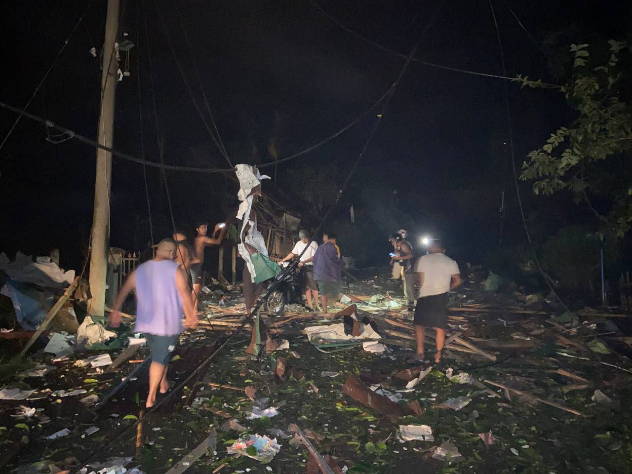 Civilians respond after the airstrike in Thandwe Township (Photo: Arakan Princess Media, One Nation News)