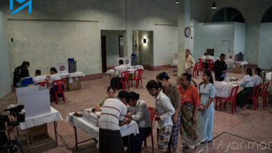 A small number of residents cast their ballots at a polling station in Yangon’s Kyauktada Township on December 28 (Photo: Kan Kaung / Myanmar Now)