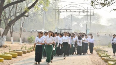 Students prepare to take the matriculation exam in Nyaung-U Township, Mandalay Region, on March 11 (Photo: MOI)