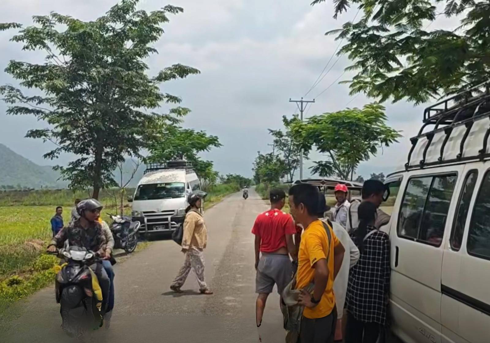 Myanmar regime makes renewed push to retake key India border trade route