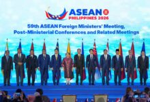 ASEAN foreign ministers pose during the opening ceremony of their annual meeting in Pasay, Metro Manila, on July 21 (Photo: Aaron Favila / AFP)