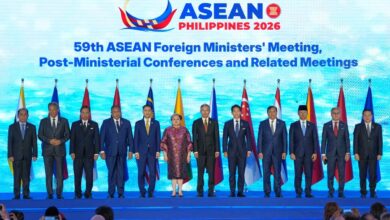 ASEAN foreign ministers pose during the opening ceremony of their annual meeting in Pasay, Metro Manila, on July 21 (Photo: Aaron Favila / AFP)