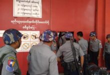 Police officers arrive at Shwebo Prison in Sagaing Region in May 2019 (Photo: Myanmar Now)