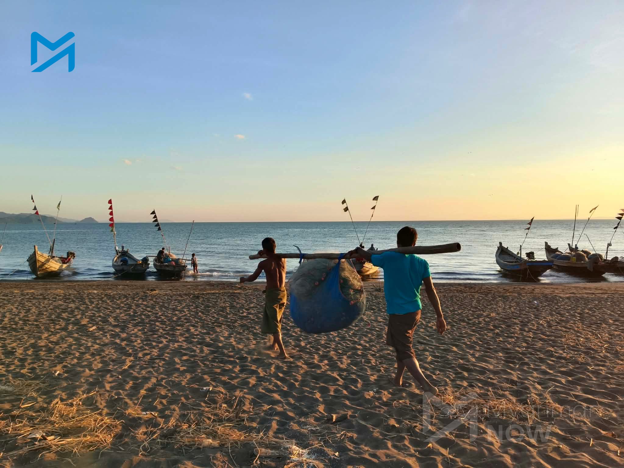 Fishermen in Myebon Township (Photo: Myanmar Now)