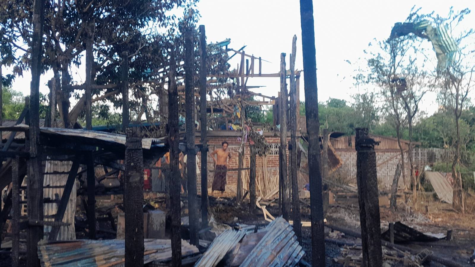 A home in Kun Chan village caught fire in the junta’s attack on Tuesday (Photo: Supplied)