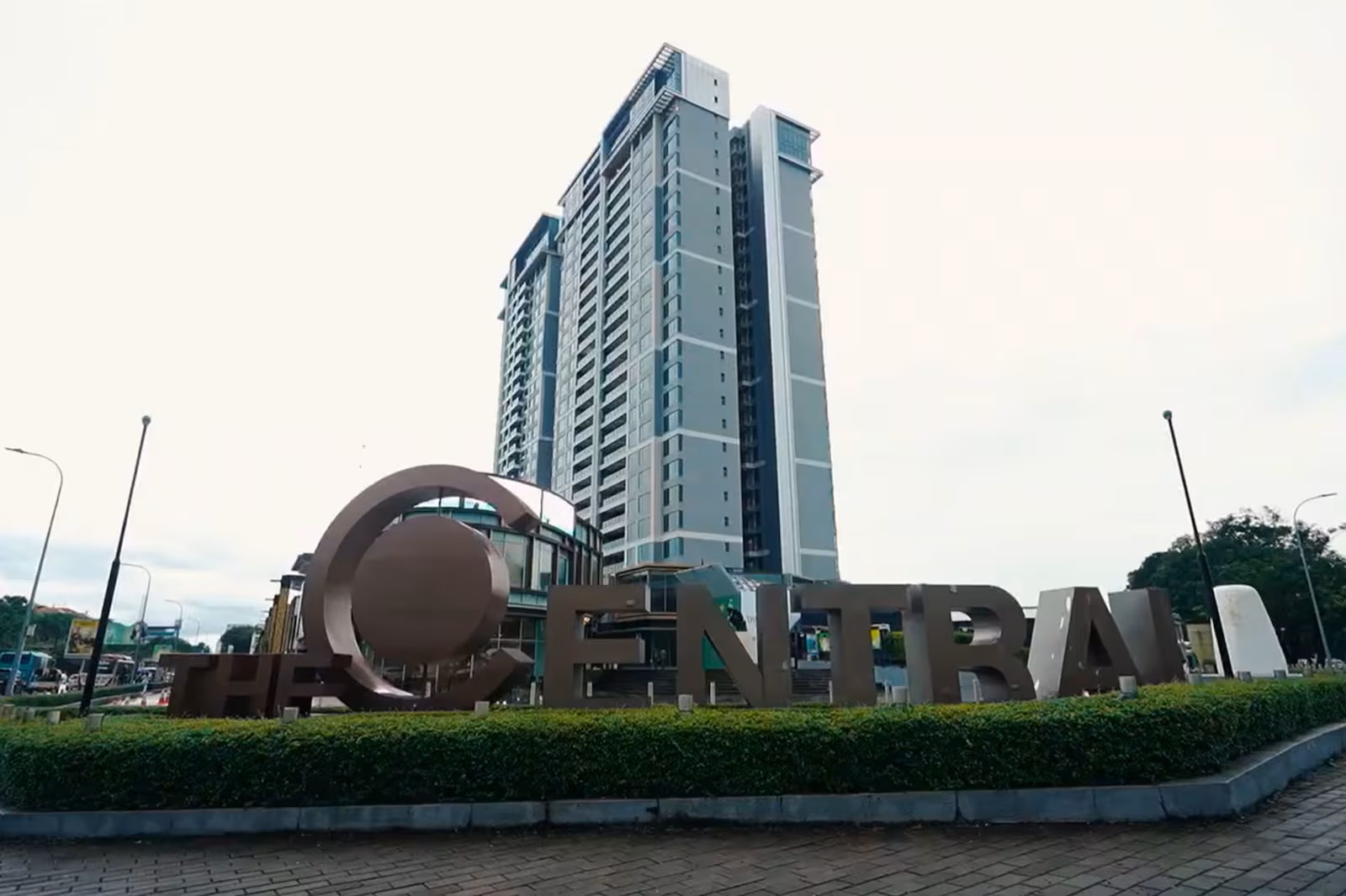 The Central, at the junction of Kabar Aye Pagoda Road and Kanbe Road, near Inya Lake in Yangon (Photo: The Central)