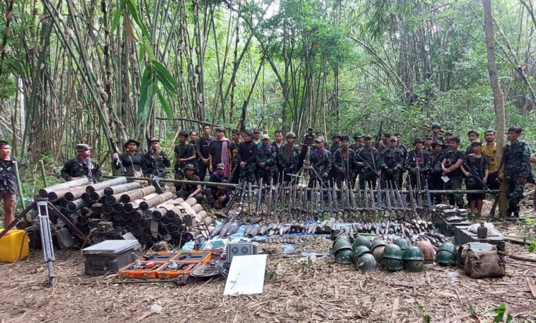 ထီးထဗျူဟာကုန်းသိမ်းပြီးနောက်တွေ့ရသည့် KNU နှင့် ပူးပေါင်းတပ်များ။ (ဓာတ်ပုံ - KNU တပ်မဟာ ၄)