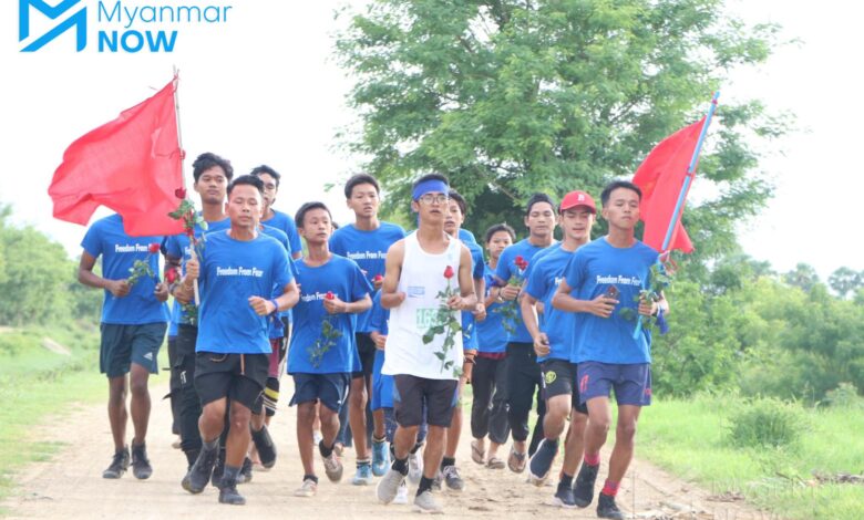 ၂၀၂၅ ခုနှစ် ဇွန်လ ၁၉ ရက်နေ့က စစ်ကိုင်းတိုင်း၊ ယင်းမာပင်မြို့နယ်တွင် တွေ့ရသော လူငယ့်အားမာန် သပိတ်စစ်ကြောင်း အဖွဲ့ဝင်များ။