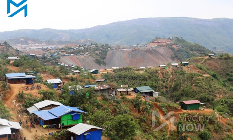 ကျောက်စိမ်းထွက်သည့် ကချင်ပြည်နယ် ဖားကန့်မြို့ကို ၂၀၁၆ ခုနှစ်က တွေ့ရစဉ်။ ဓာတ်ပုံ- Myanmar Now