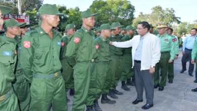 ၂၀၂၄ ဒီဇင်ဘာလက အာဏာသိမ်းတပ် ဖွင့်လှစ်ခဲ့သည့် စစ်သင်တန်းတစ်ခုတွင် တွေ့ရသော စစ်သားသစ်များ။ (ဓာတ်ပုံ - စစ်ရုံး)