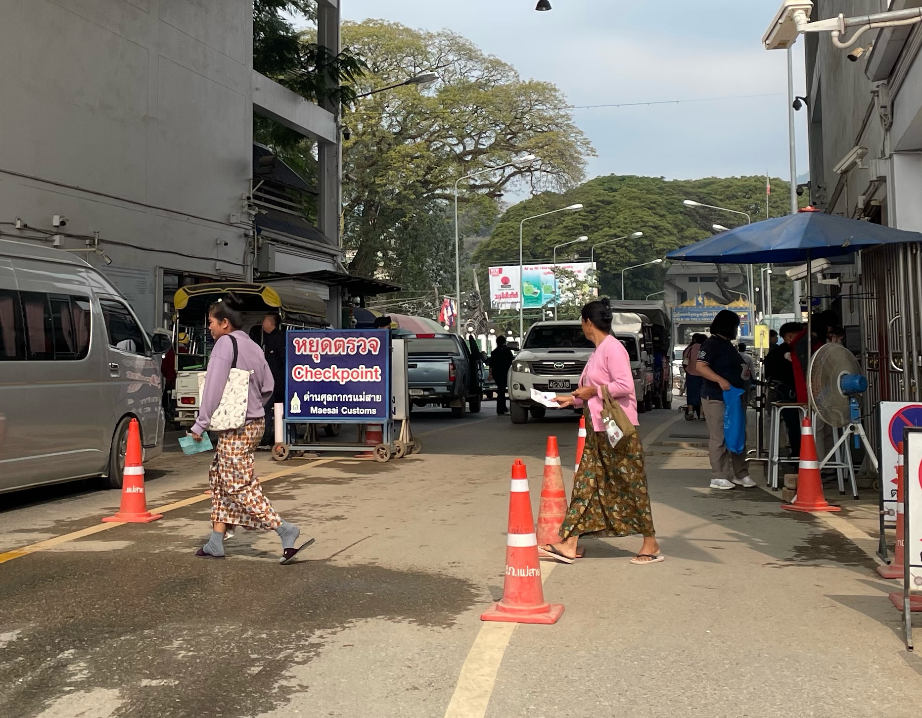 တာချီလိတ်-မယ်ဆိုင်နယ်စပ်ဂိတ်ကို ယခုနှစ်၊ ဖေဖော်ဝါရီလကုန်ပိုင်းတွင် တွေ့ရစဉ် (ဓာတ်ပုံ- အောင်နိုင်/ Myanmar Now)