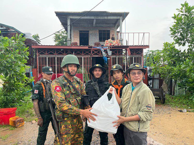 စစ်တပ်ဝါဒဖြန့်သူများက ဖော်ပြထားကြသော ကျုံဒိုး-ကော့ကရိတ်လမ်းရှိ စစ်ကောင်စီနှင့် ခွဲထွက် DKBA တပ်ဖွဲ့များ။