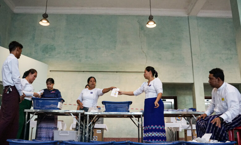 ၂၀၂၅ ခုနှစ် ဒီဇင်ဘာလ ၂၈ ရက်နေ့က တွေ့ရသည့် ရွေးကောက်ပွဲအပိုင်း (၁) မဲရုံတစ်ရုံ။ (ဓာတ်ပုံ - Myanmar Now)