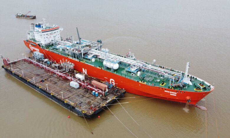 Vpower ကုမ္ပဏီ၏ LNG သယ်ဆောင်သည့် သင်္ဘောကို ၂၀၂၀ အတွင်းက တွေ့ရစဉ်။ (ဓာတ်ပုံ - တရုတ်သံရုံး)