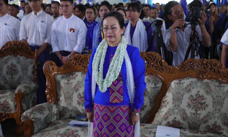 ၂၀၂၅ ခုနှစ် ဒီဇင်ဘာလက ရန်ကုန်၊ သာကေတမြို့နယ်ရှိ အခမ်းအနားတစ်ခုတွင် တွေ့ရသည့် ဒေါ်သက်သက်ခိုင်။ (ဓာတ်ပုံ - PPP)