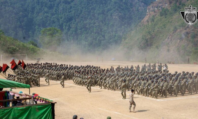 အမှတ် (၁) အယ်လ်ဖာစစ်ဒေသ (မိုးဗြဲနယ်) က ထုတ်ပြန်သည့် စစ်ရေးပြအခမ်းအနား မှတ်တမ်းဓာတ်ပုံ။ Photo Credit - အမှတ် (၁) အယ်လ်ဖာစစ်ဒေသ (မိုးဗြဲ) Facebook
