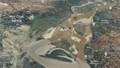 မြစ်ကမ်းဘေးမှ မြစ်ခြေမြို့ကို Google Earth မှတဆင့် တွေ့ရစဉ်။