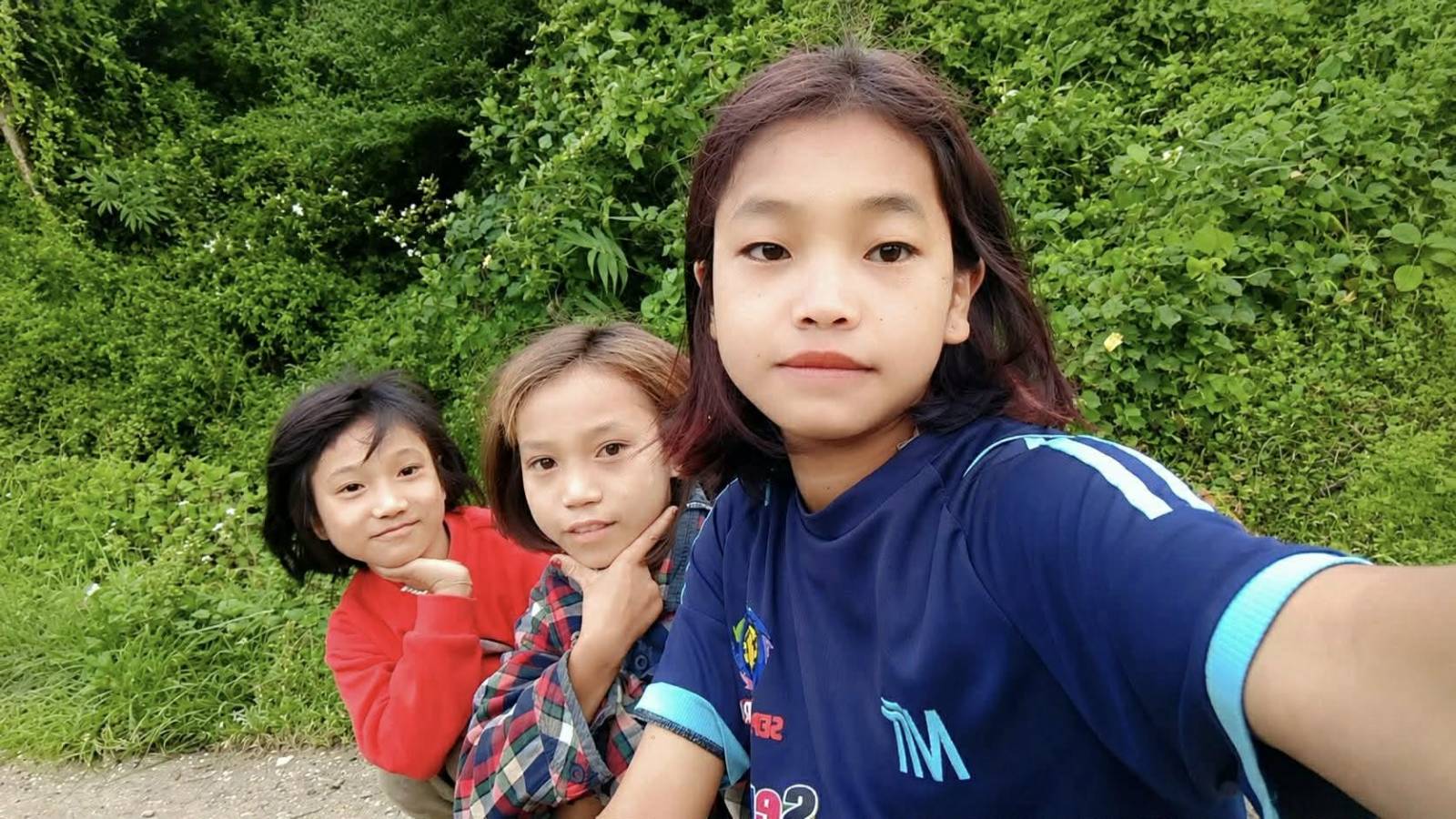 ဇွန်လ ၂၉ ရက်တွင် မင်းတပ်မြို့နယ် ရှိန်းရွာ လေကြောင်းတိုက်ခိုက်မှုအတွင်းထိခိုက်သေဆုံးခဲ့သည့် ကလေးငယ်များ။ (ဓာတ်ပုံ- ပေးပို့) 