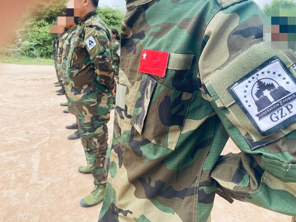 မန္တလေးအခြေစိုက်ပြောက်ကျားတပ်ဖွဲ့တစ်ခု ဖြစ်သော  Generation Z Power (GZP-Mandalay) အဖွဲ့ဝင်များကို ၂၀၂၄ ခုနှစ်က တွေ့ရစဉ်။ (ဓာတ်ပုံ-GZP) 