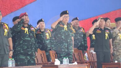 ၂၀၂၅ ခုနှစ် ဒီဇင်ဘာလတွင် ကျင်းပသည့် (၃၁) နှစ်ပြည့် DKBA နေ့ အခမ်းအနားတွင် တွေ့ရသော DKBA ခေါင်းဆောင်အချို့။ (ဓာတ်ပုံ - ကလို့ထူးဘောဌာနချုပ် Facebook)