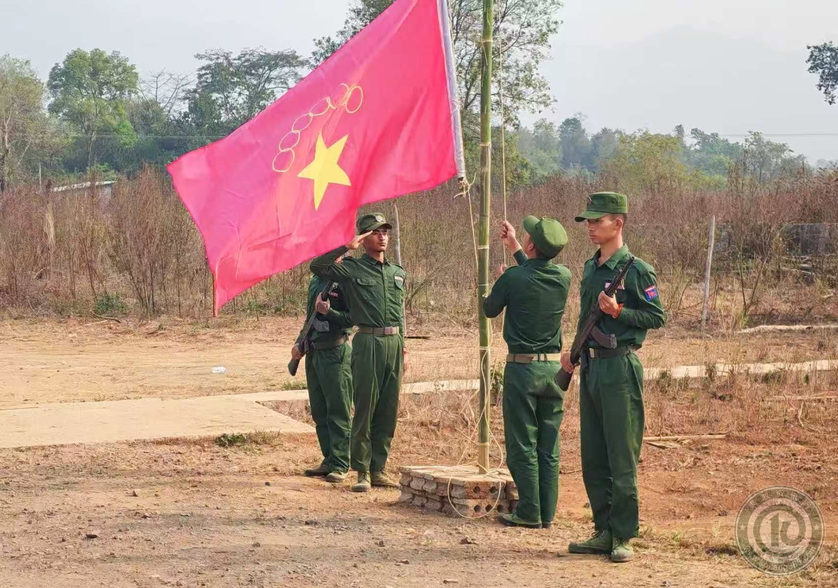 ပြီးခဲ့သည့်မတ်လက တပ်တည်ထောင်ခြင်း (၃၇) နှစ်ပြည့်အခမ်းအနားတွင် တွေ့ရသည့် MNDAA တပ်ဖွဲ့ဝင်များ။ (ဓာတ်ပုံ - The Kokang)