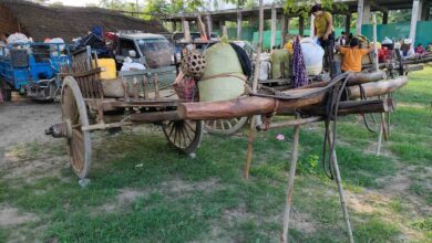 မကွေးတိုင်း ပေါက်မြို့နယ်တွင် စစ်တပ်စစ်ကြောင်းကြောင့် ဇူလိုင် ပထမက စစ်ဘေးရှောင်နေရသည့် ပြည်သူများ (ဓာတ်ပုံ - ပေါက် လူသားစာနာ)