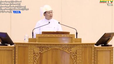 သမ္မတရာထူးရယူပြီး ရက် ၁၀၀ ပြည့် အထိမ်းအမှတ် စစ်အုပ်စု၏ ပြည်ထောင်စုလွှတ်တော်အစည်းအဝေးတွင် မိန့်ခွန်းပြောကြားနေသည့် စစ်ခေါင်းဆောင် ဦးမင်းအောင်လှိုင်။ (ဓာတ်ပုံ - MRTV)