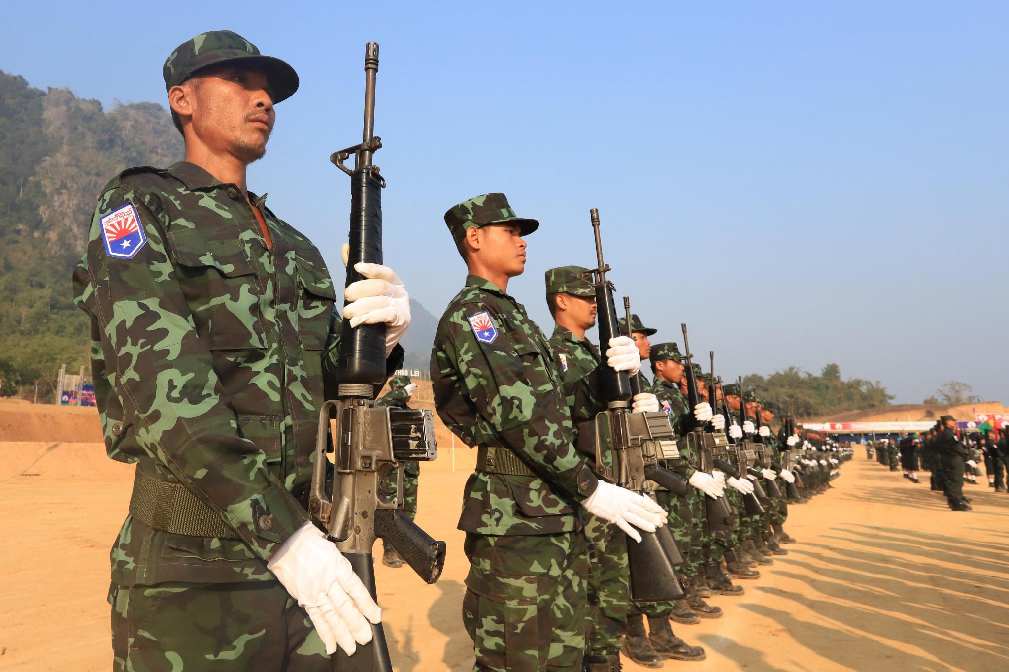 ၂၀၁၉ ခုနှစ် ဇန်နဝါရီလ ၃၁ ရက်ကထိုင်း- မြန်မာနယ်စပ်တွင် ပြုလုပ်သော ကရင်တော်လှန်ရေး နှစ် (၇၀) ပြည့် အထိမ်းအမှတ် စစ်ရေးပြအခမ်းအနားမှာ တွေ့ရသော KNU တပ်ဖွဲ့ဝင်များ။ (ဓာတ်ပုံ- AFP)