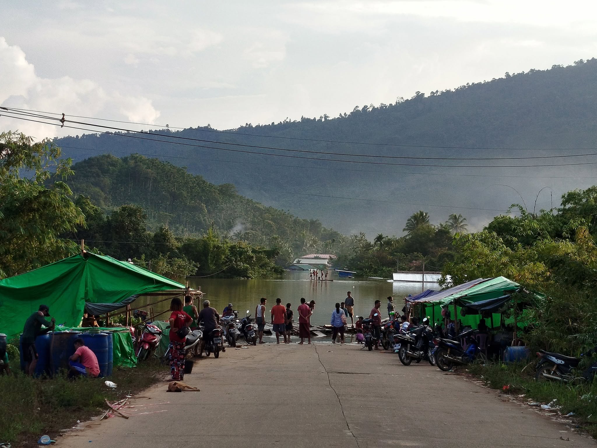 စက်တင်ဘာလ ၃၀ ရက် မြိတ်-တနင်္သာရီ-ကော့သောင်း ပြည်ထောင်စုလမ်းမကြီးအခြေအနေ။ (ဓာတ်ပုံ- Nay Lin Htet Facebook) 